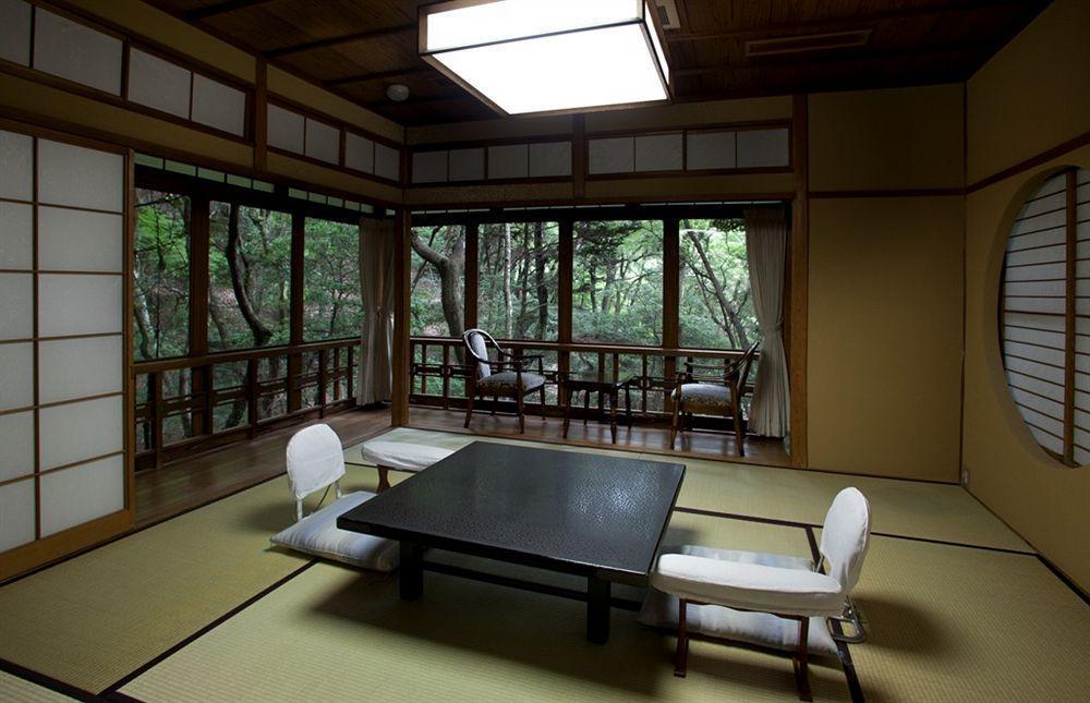 Hotel Tsukihitei Nara Exterior foto